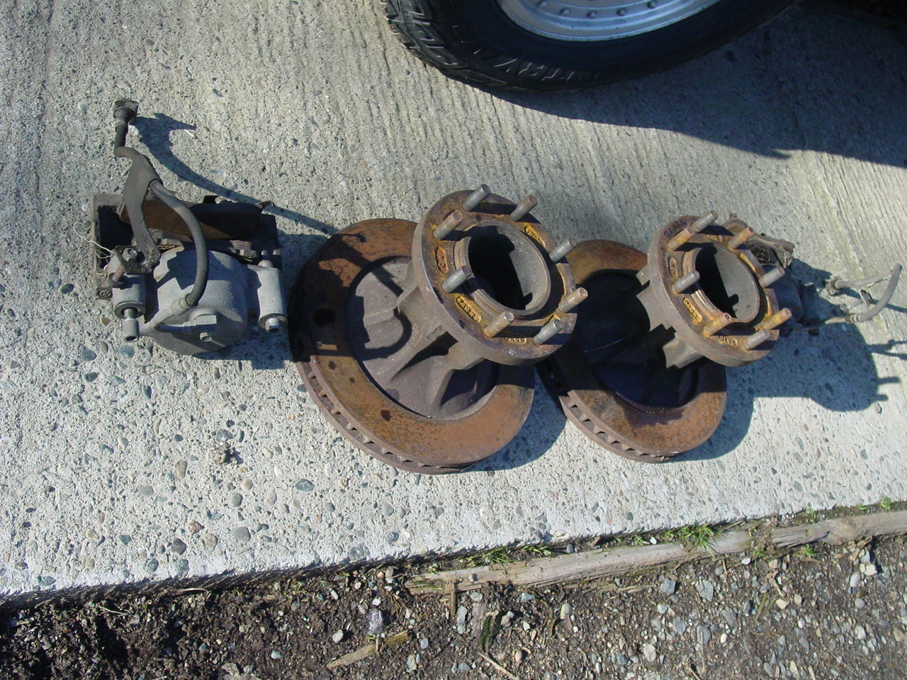 1990 Chevy One Ton Dually 2WD Front Rotors and Calipers